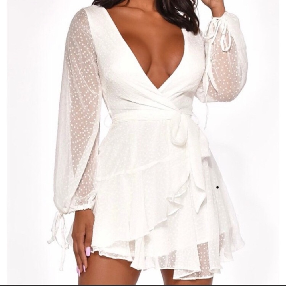 SAINTS + SECRETS White Wrap dress NWT Medium